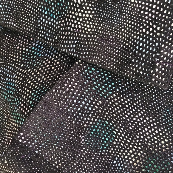 NWT Wilsons Leather Maxima Funky Iridescent embossed snakeskin Pants, 4 vintage - Picture 10 of 10